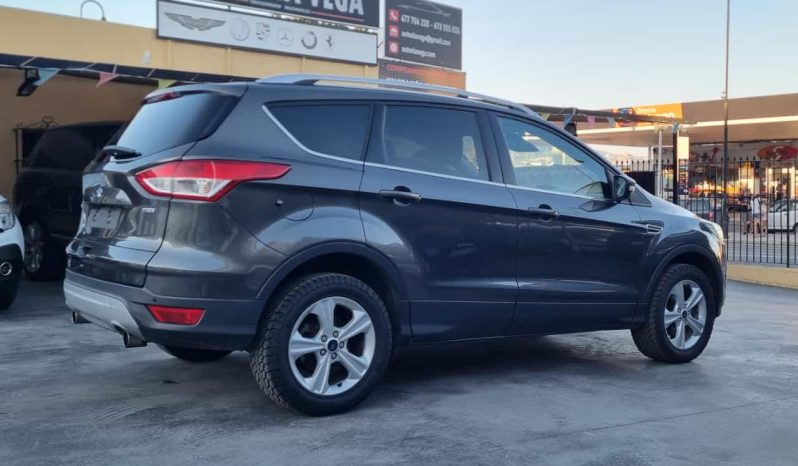 FORD KUGA ECOBOST 2015 lleno